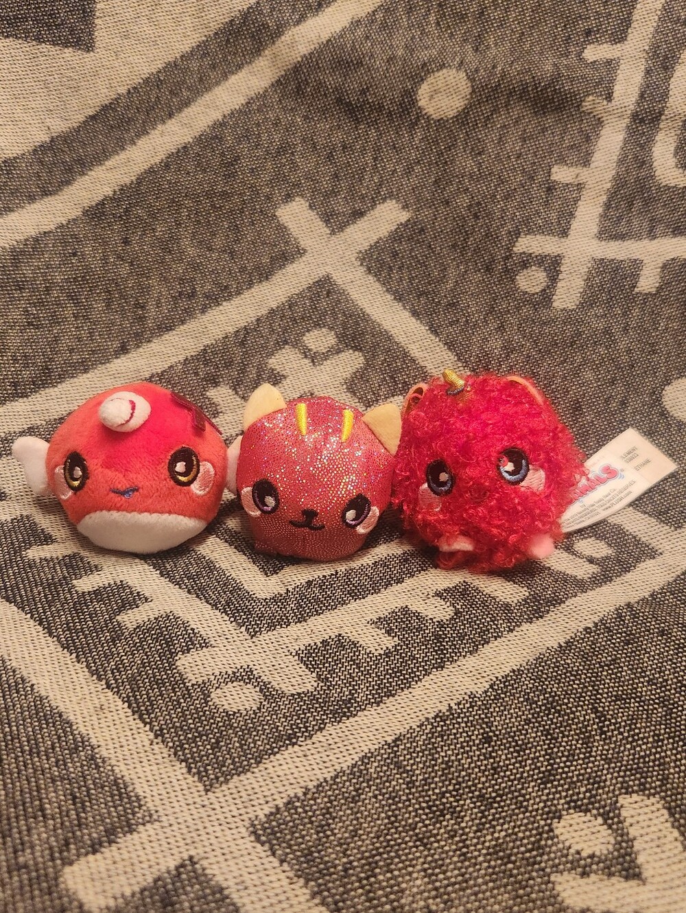Lot Of 3 Claire's Exclusive Squeezamals Micro 2” Plush Toys - Red